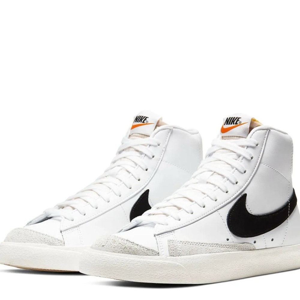 Nike Women’s Blazer '77 High-Top Sneaker